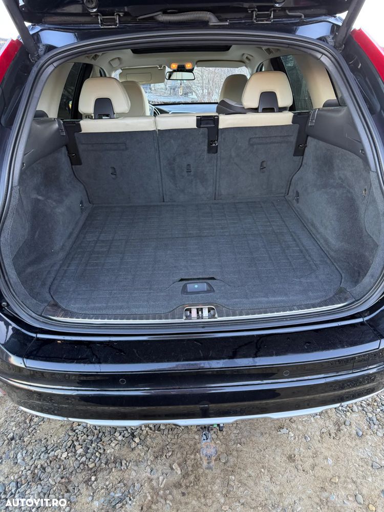 Volvo XC 60 D5 AWD Aut. Summum - 14