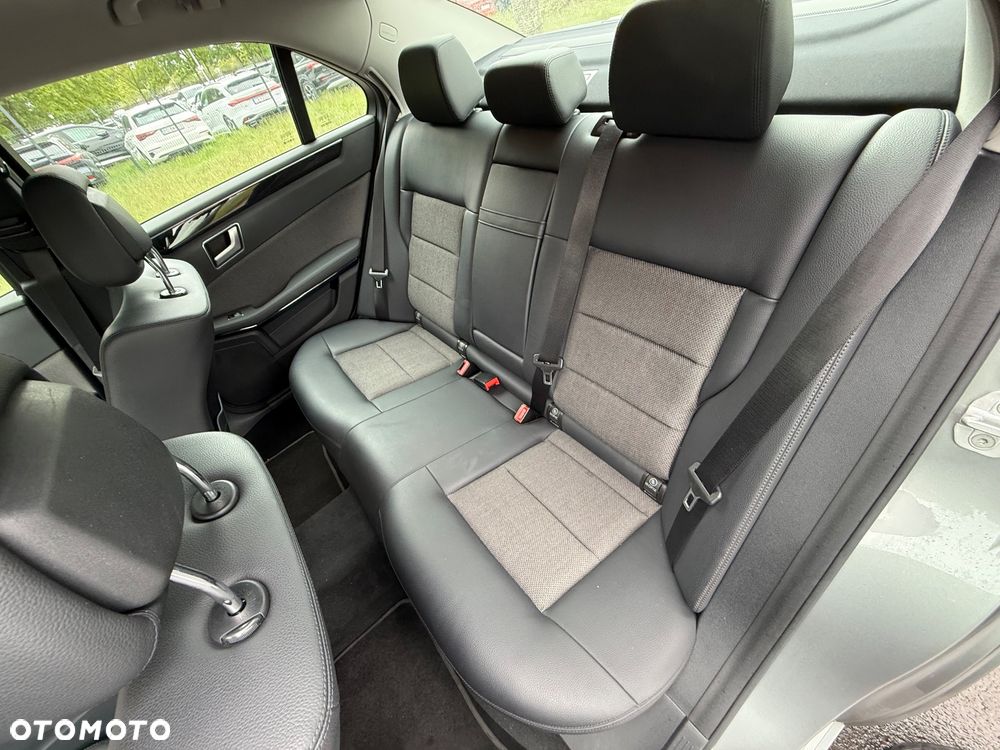Mercedes-Benz Klasa E 220 BlueTEC 7G-TRONIC Avantgarde - 23