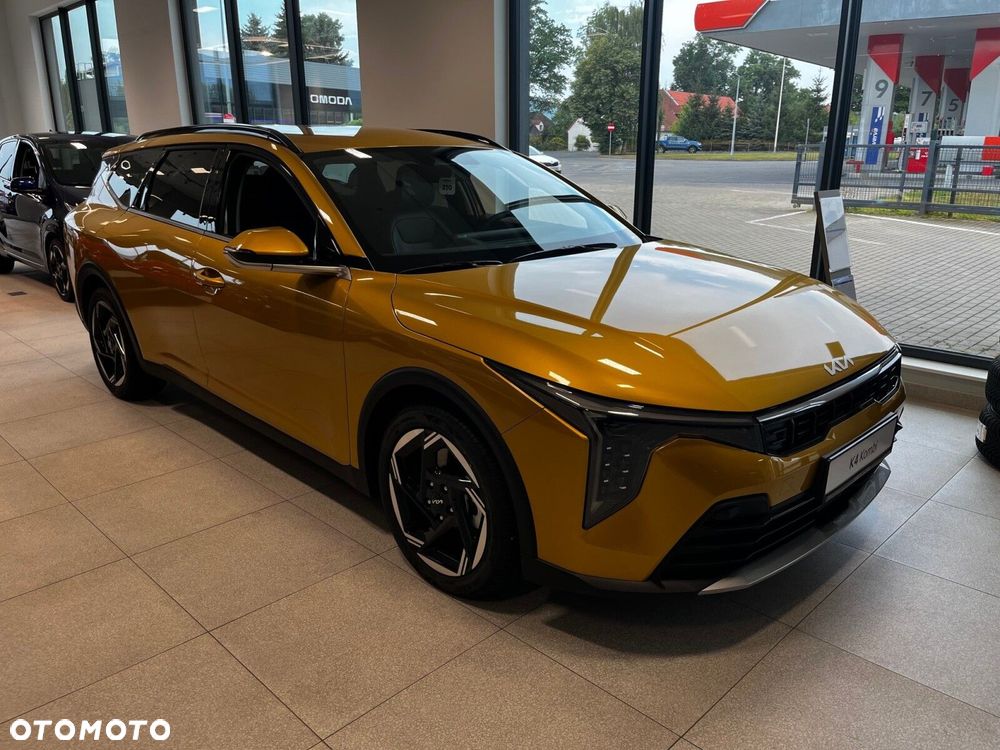 Kia K4 - 1