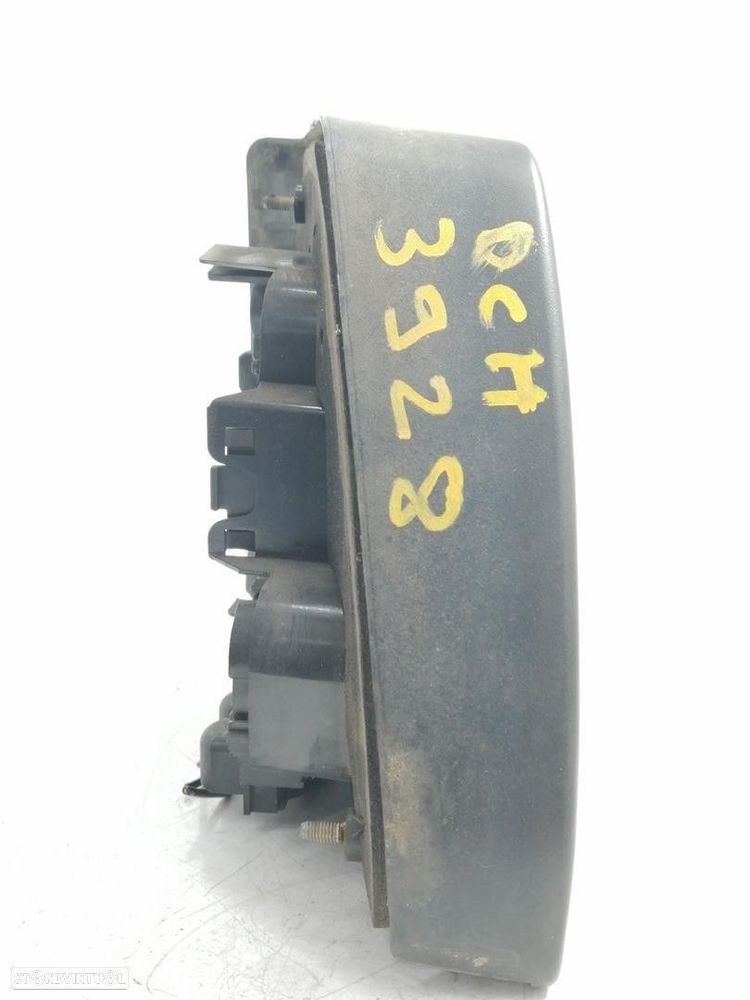 FAROLIM TRASEIRO DIREITO VOLKSWAGEN GOLF II 1989 - - 4