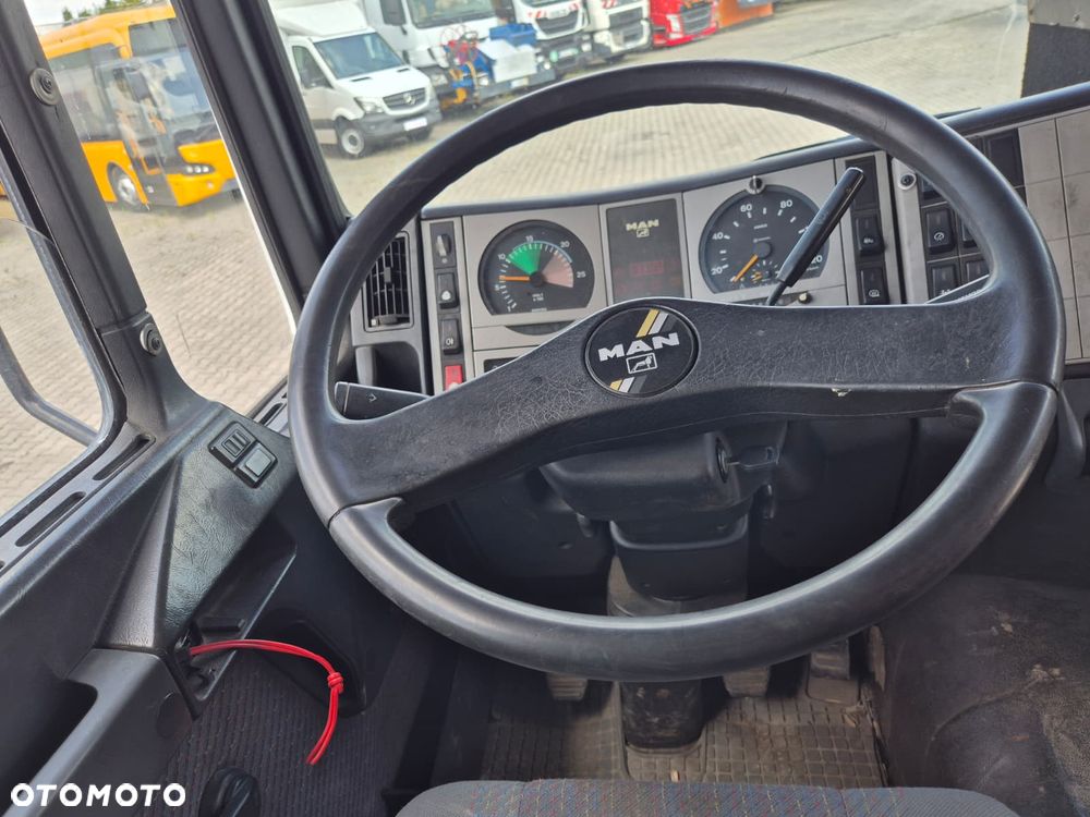 MAN FE 28.460 6X4 / WUKO / ASENIZACYJNY / ASSMANN / RECYKLING / 7000L + 1700L / NIE RDZEWKA BECZKA / SERWISOWANY / SOLIDNA ZABUDOWA / CZYSZCZENIE KANALIZACJI - 33