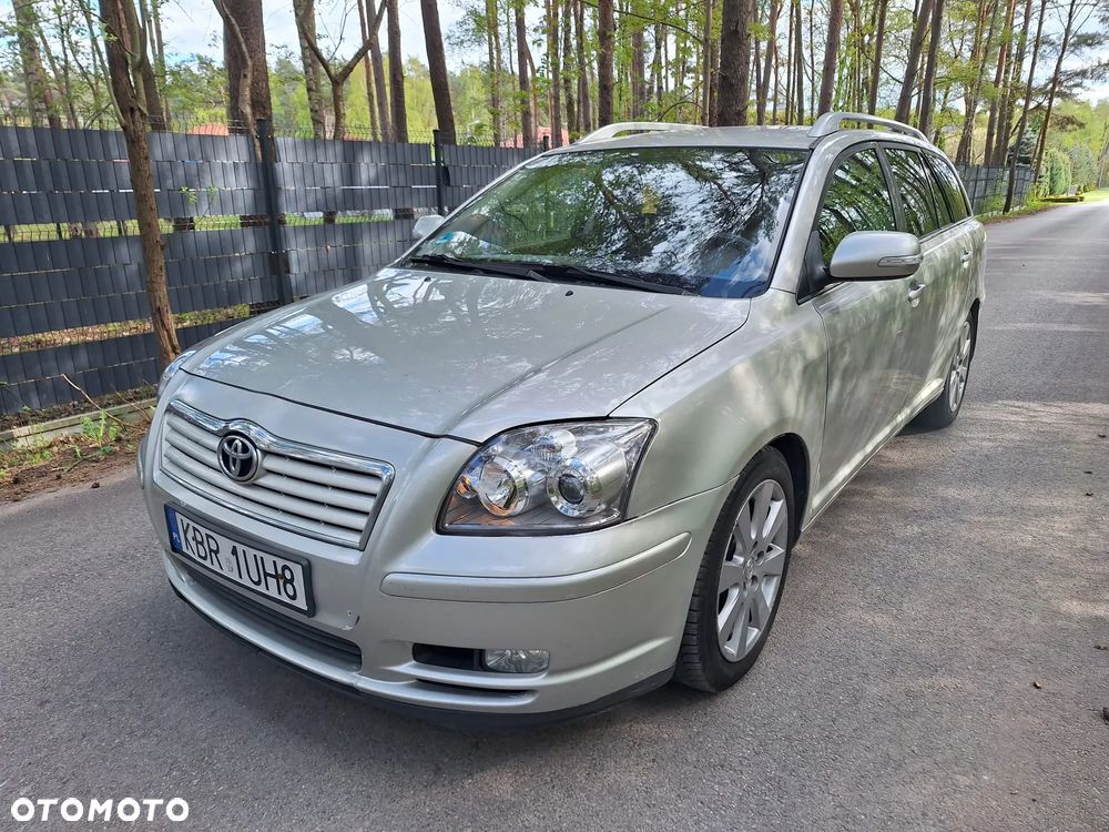 Toyota Avensis 2.2 D-CAT Travel - 2