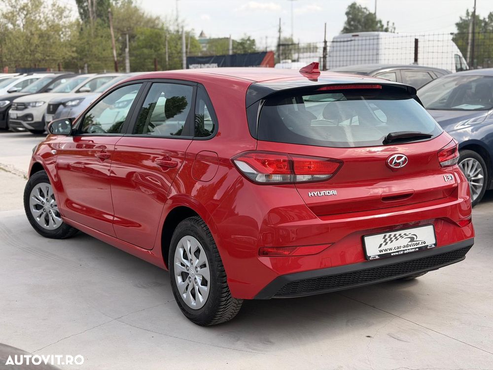 Hyundai i30 1.5 110CP 5DR M/T Comfort - 9