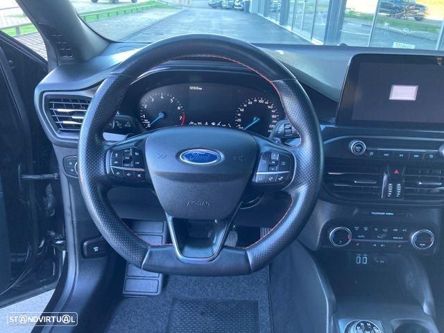 Ford Focus SW - 16