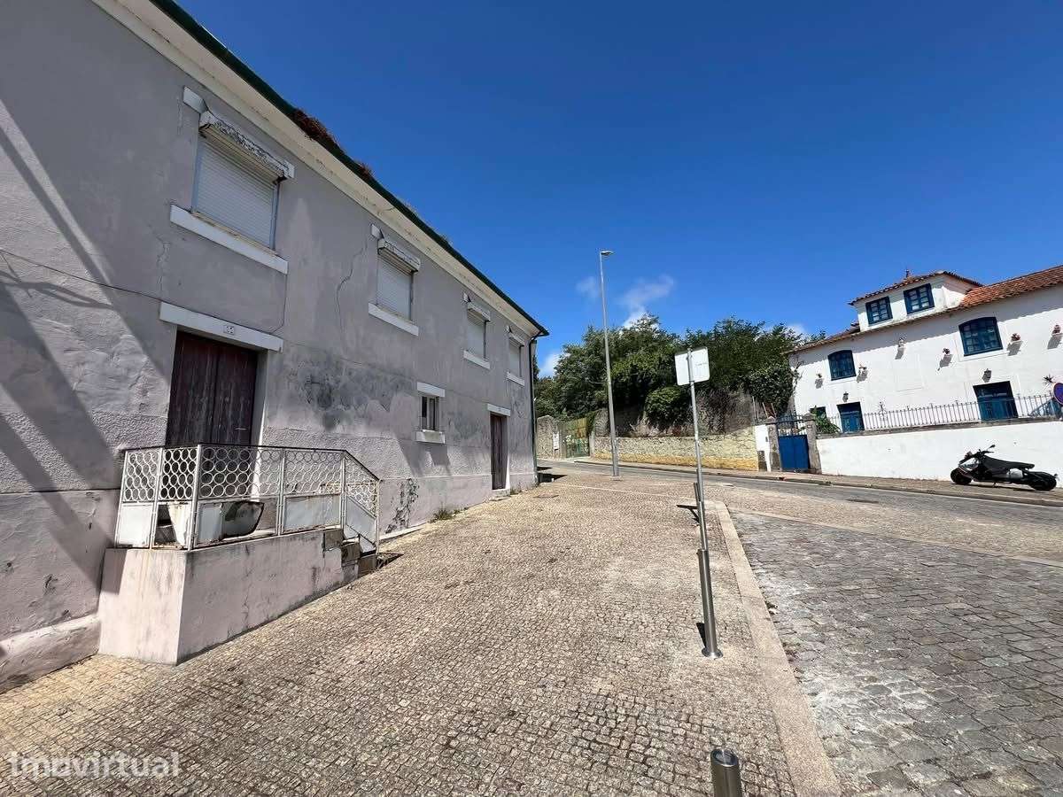 Moradia T4 c/ Jardim, próxima da Foz, com vistas sobre o Rio Douro par - Grande imagem: 3/5