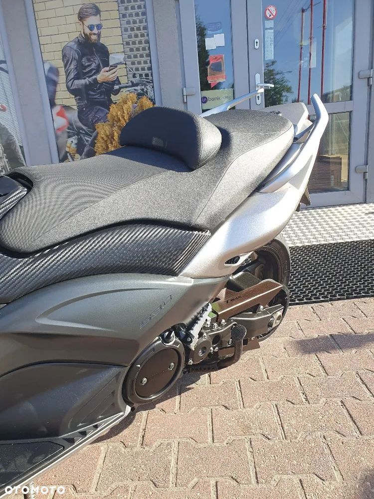 Yamaha Tmax - 8