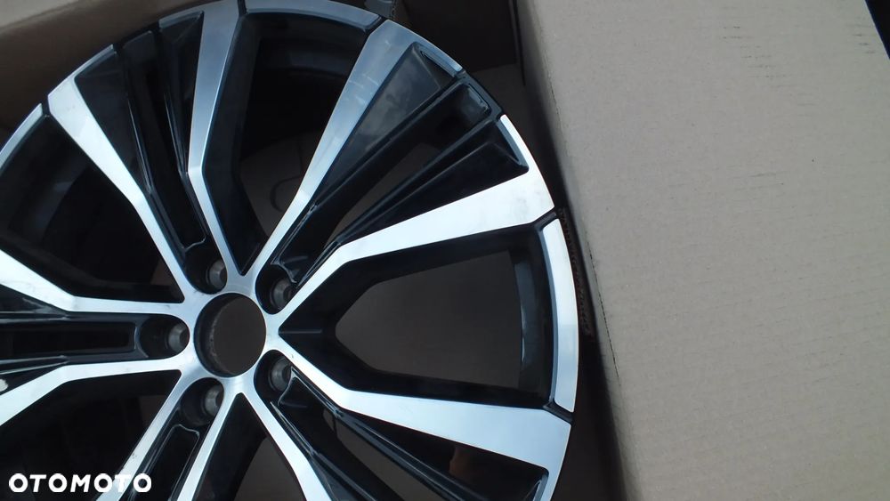 Felga aluminiowa 20 Volvo XC60 II 5x108 32358567 - 6