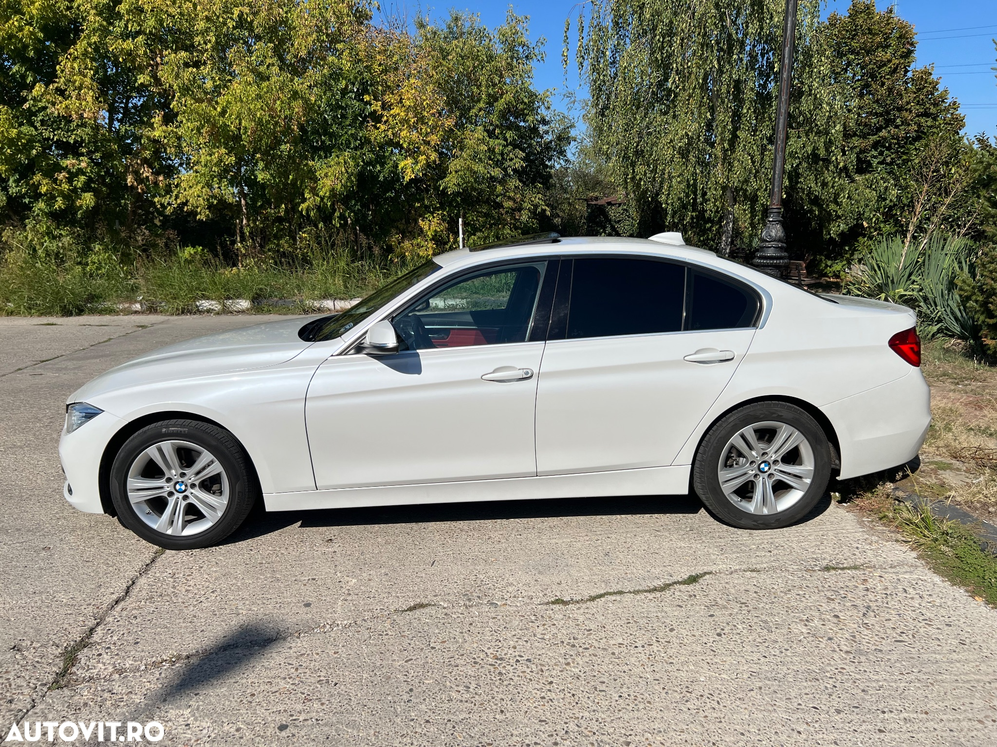 BMW Seria 3 330i Touring Aut. Sport Line - 5