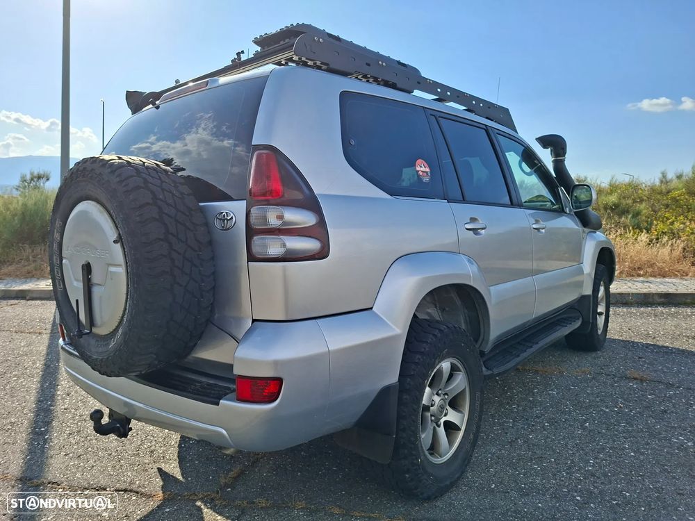 Toyota Land Cruiser Prado - 2