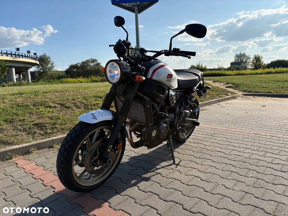 Yamaha XSR - 4