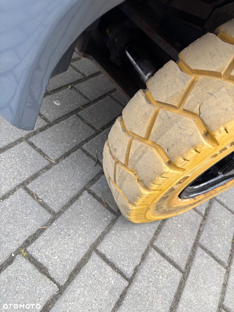 Toyota 8FGF25 GWARANCJA LPG triplex PÓŁKABINA DOSTAWA 59 450 NETTO - 10