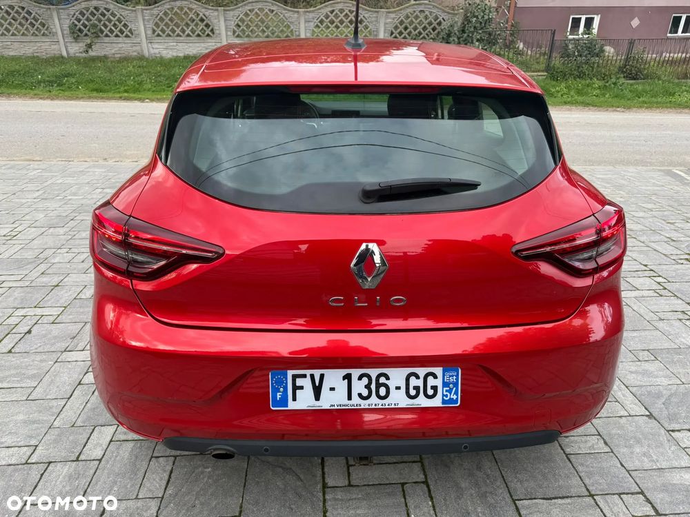 Renault Clio - 7