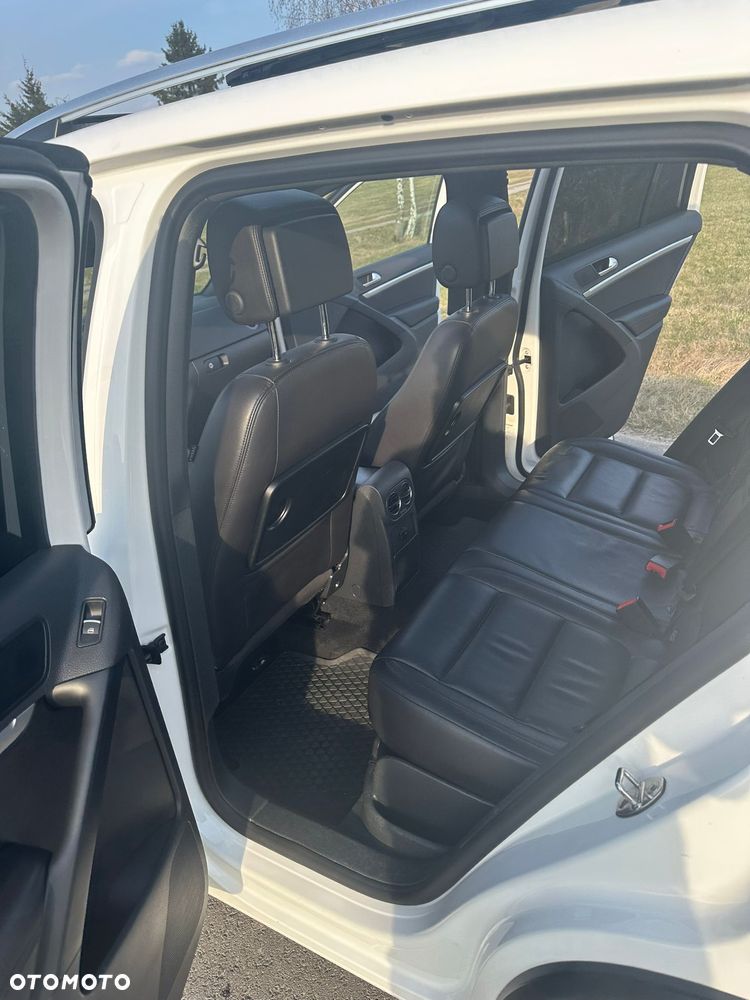Volkswagen Tiguan - 10