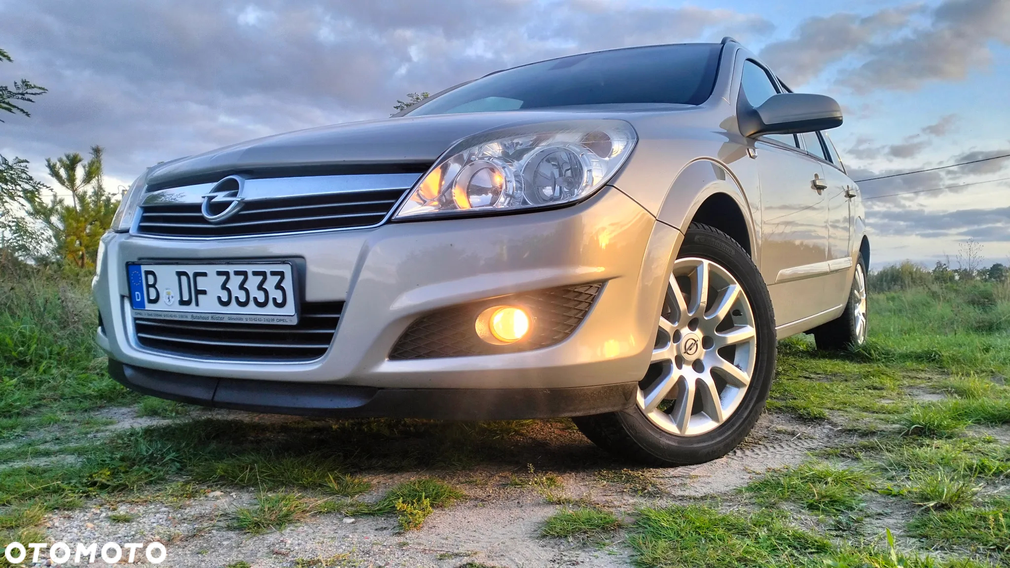 Opel Astra 1.6 Caravan Cosmo - 7