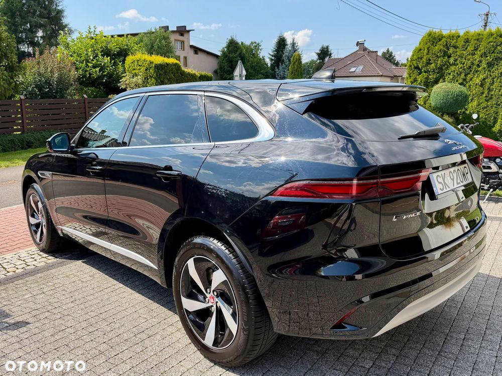 Jaguar F-Pace - 17