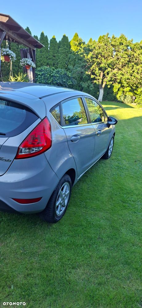 Ford Fiesta - 6