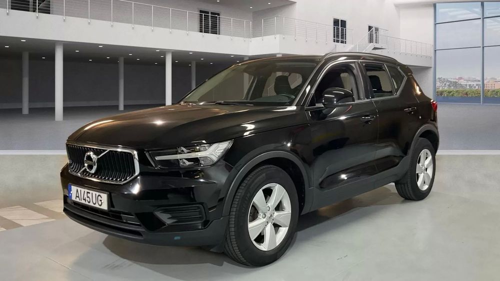 Volvo XC 40 1.5 T2 Momentum Core