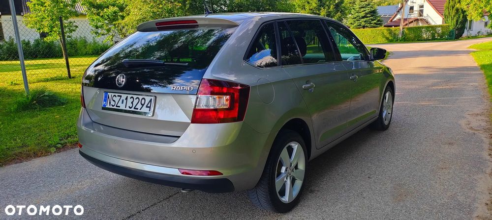 Skoda RAPID 1.4 TDI DSG Style - 4