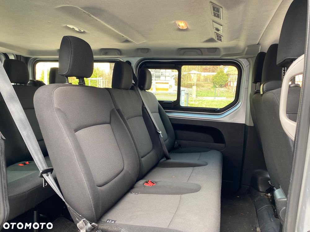 Renault Trafic Combi Life - 10