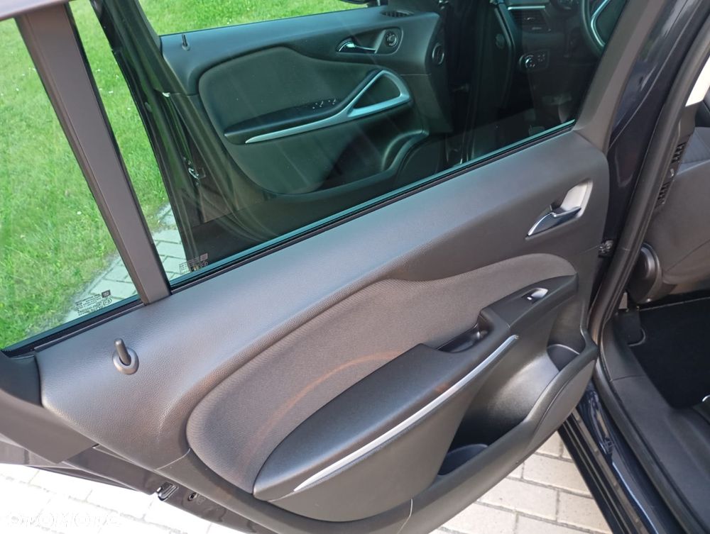 Opel Zafira 1.4 Turbo Edition - 28