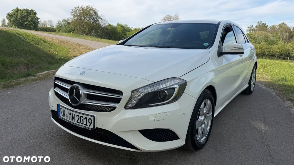 Mercedes-Benz Klasa A 180 7G-DCT SCORE - 3