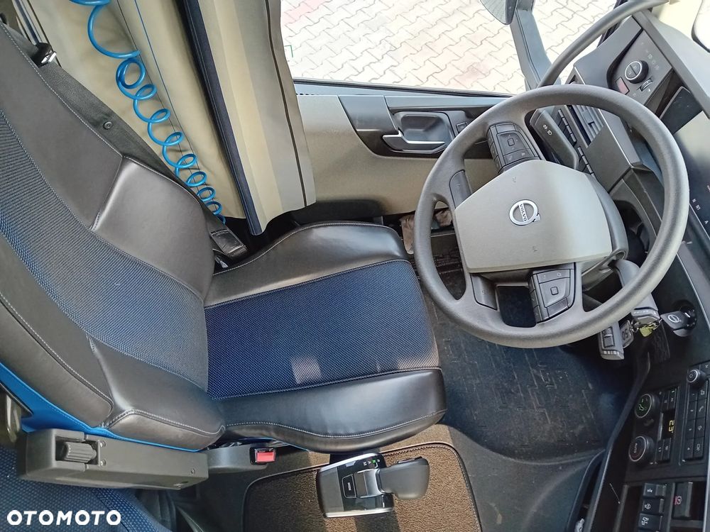 Volvo FH 13 460KM I-SAVE - 12