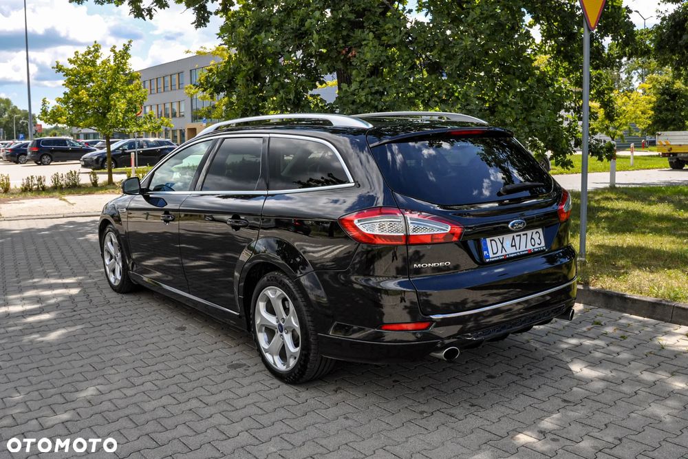 Ford Mondeo 2.0 EcoBoost Titanium - 3