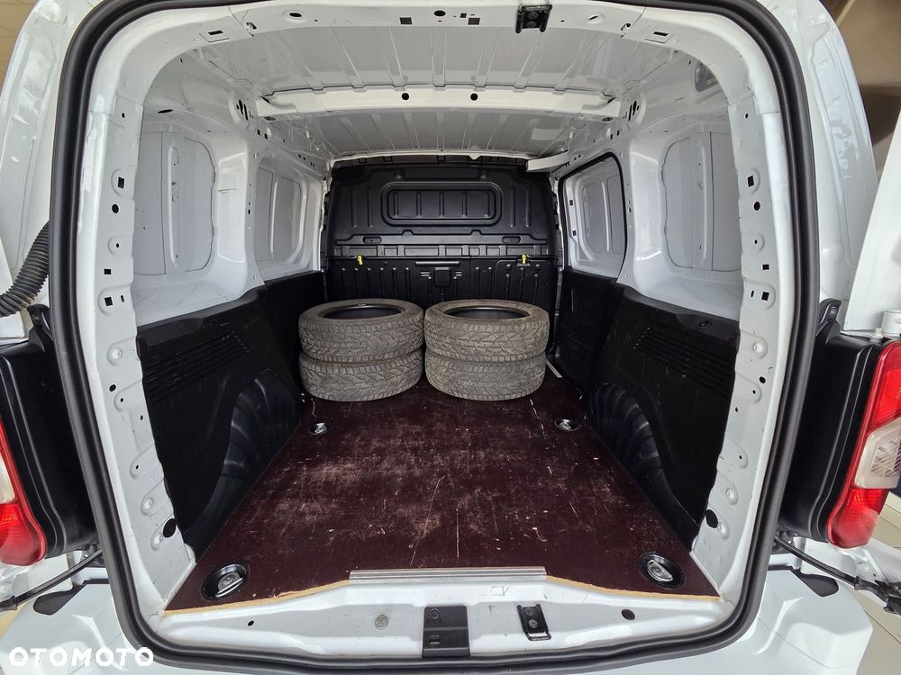 Opel Combo - 8