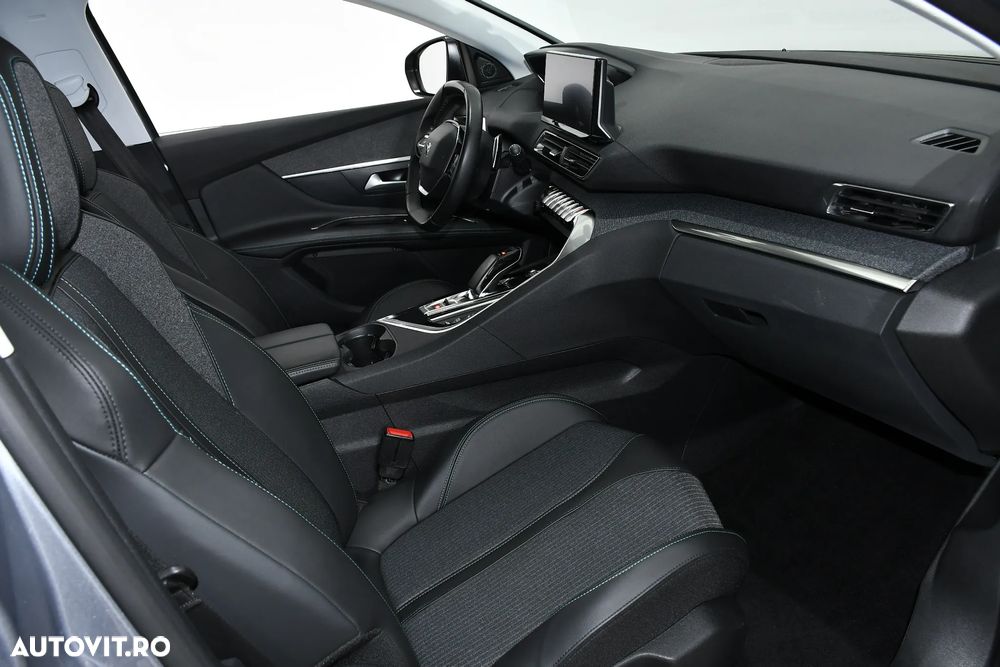 Peugeot 3008 225 e-EAT8 Allure - 14