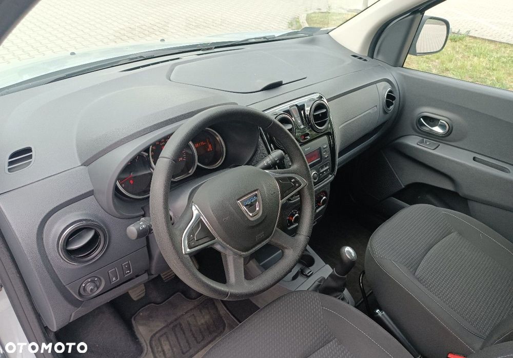 Dacia Lodgy - 23