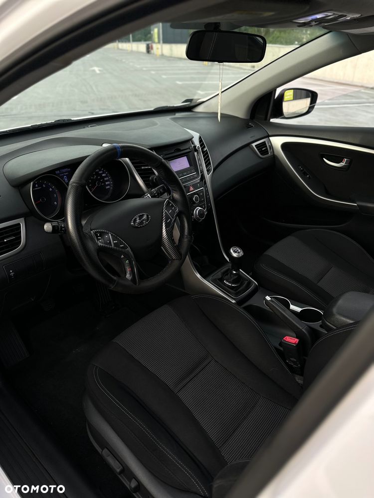 Hyundai i30 - 30