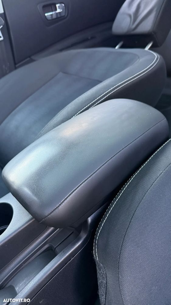 Nissan Qashqai 1.5 dCi DPF 360 - 27