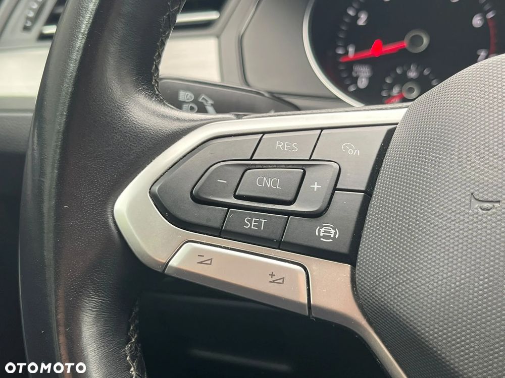 Volkswagen Passat 1.5 TSI EVO Essence DSG - 12