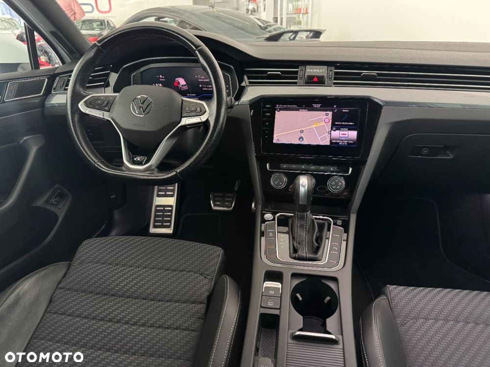 Volkswagen Passat - 7