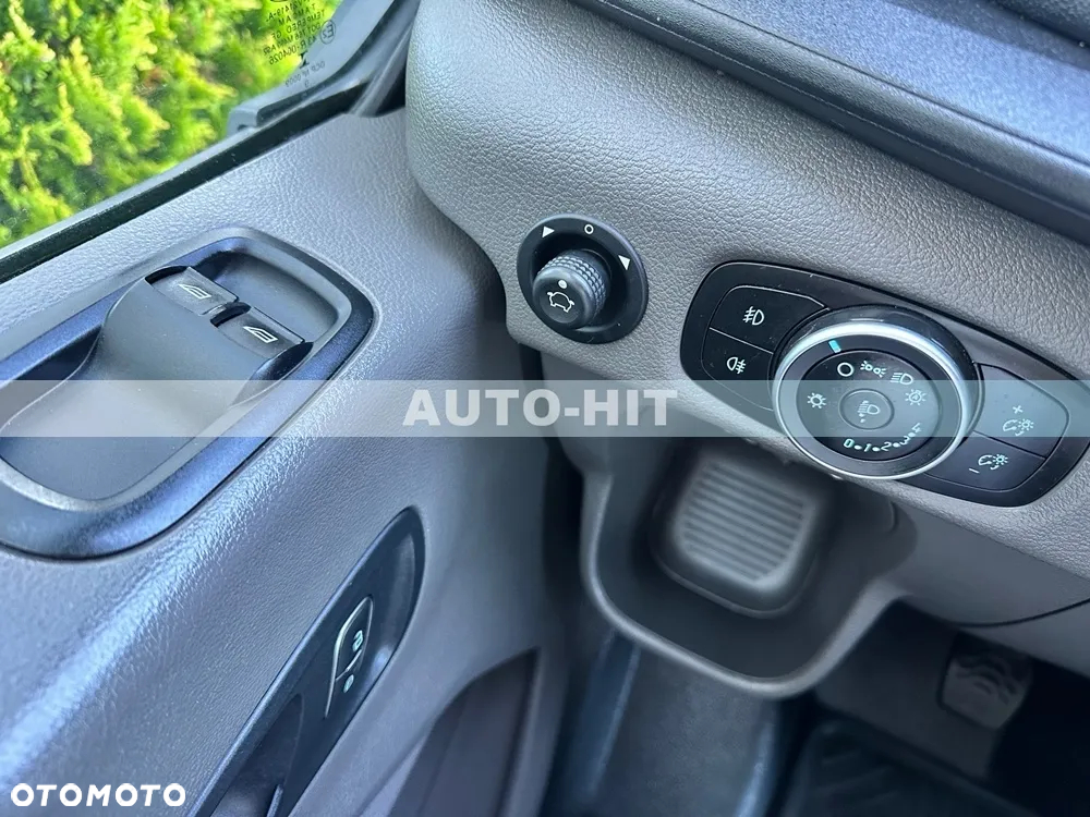 Ford Transit - 24