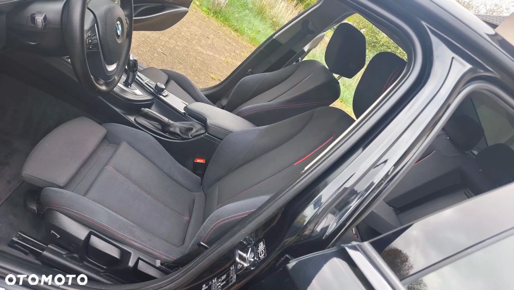 BMW Seria 3 328i Sport-Aut Sport Line - 29