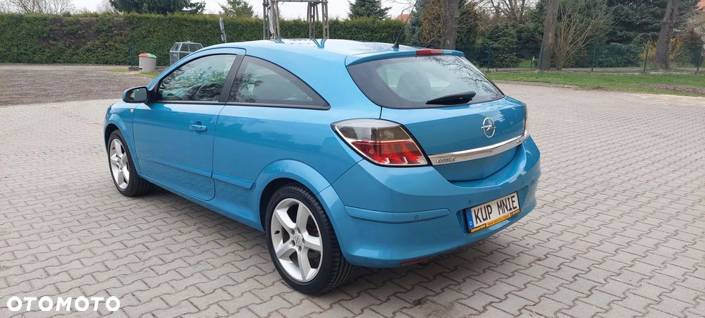 Opel Astra 1.8 Edition Plus - 2