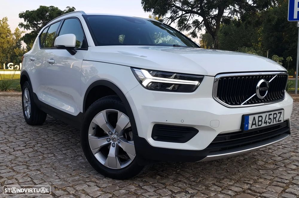 Volvo XC 40 2.0 D3 Momentum Plus - 14
