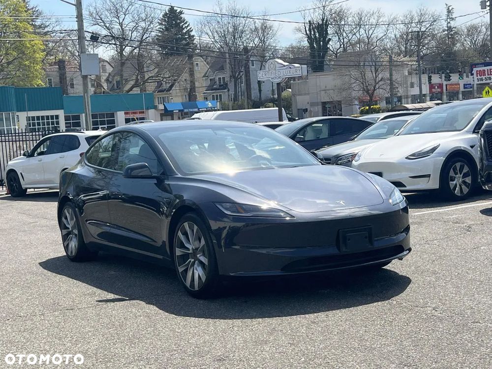 Tesla Model 3 - 2