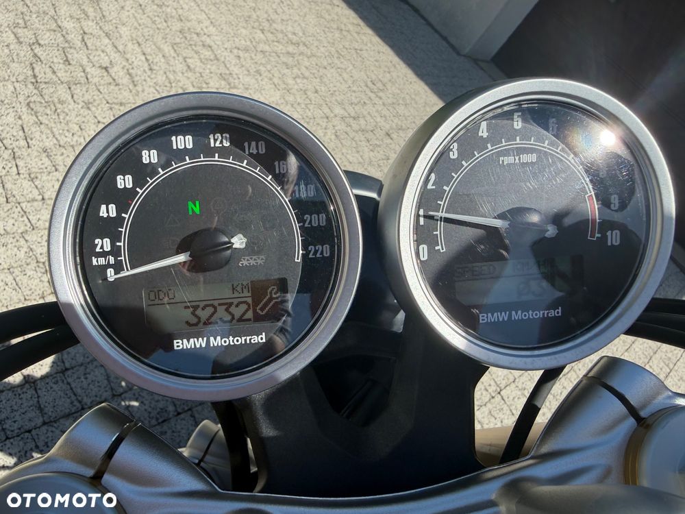 BMW R - 7