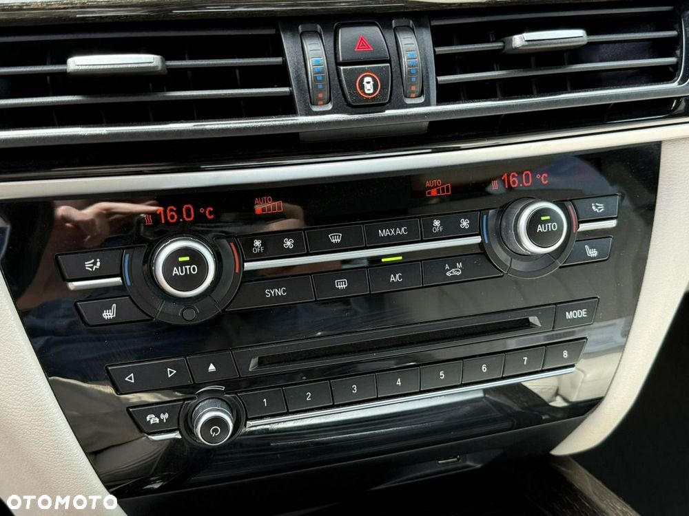 BMW X5 xDrive25d - 32
