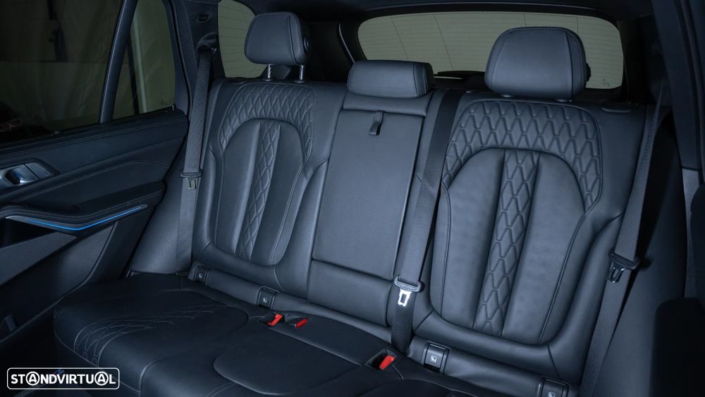 BMW X5 45 e xDrive Pack M - 21