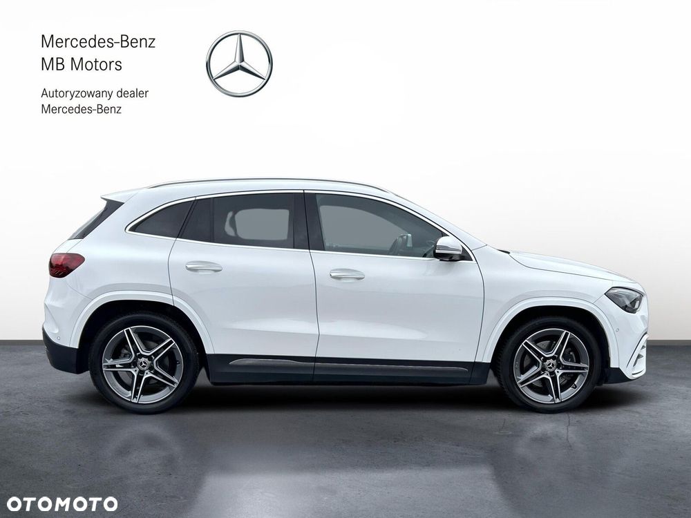 Mercedes-Benz GLA 200 AMG Line - 7