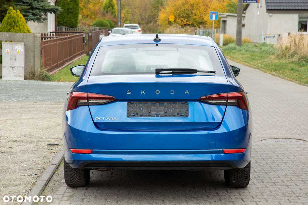Skoda Octavia 2.0 TDI Active - 6