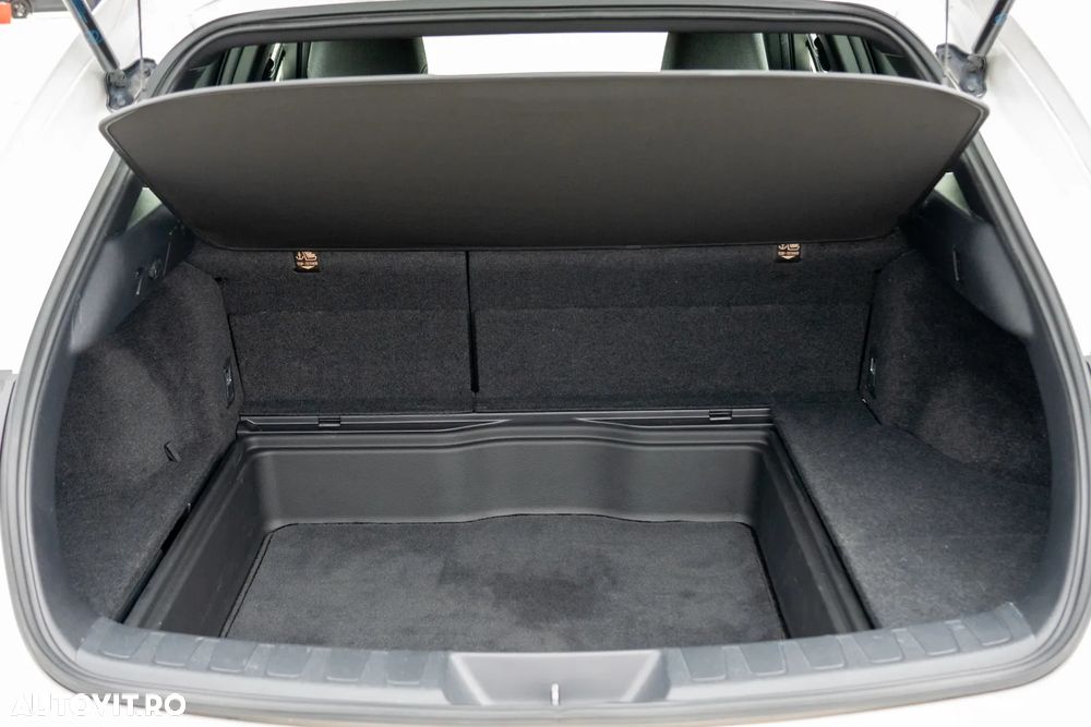 Lexus UX 250h Business Edition - 9