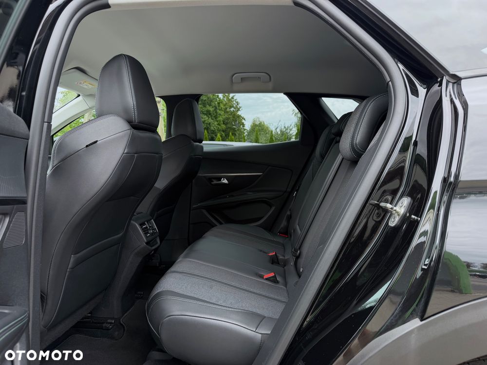 Peugeot 3008 BlueHDi 130 Stop & Start EAT8 Allure - 30