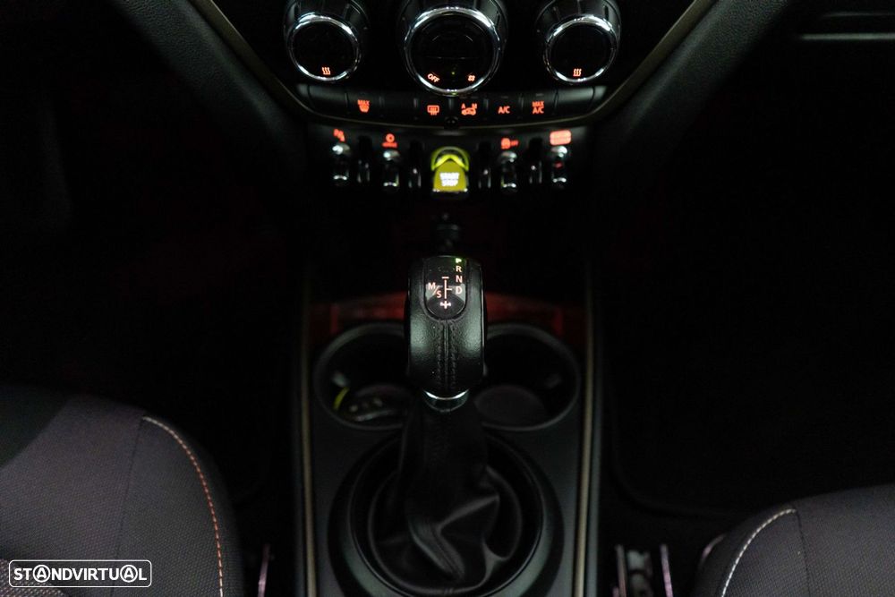 MINI Countryman Cooper SE ALL4 Auto - 23