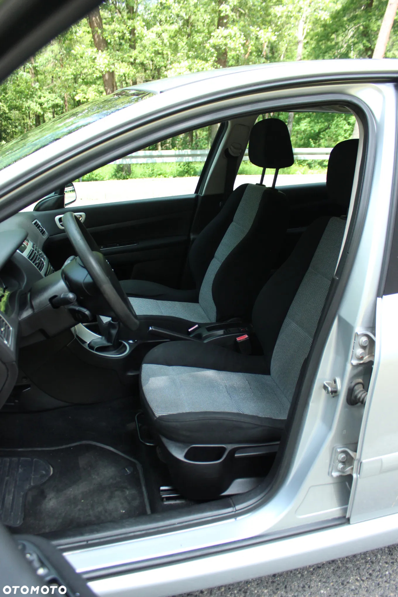 Peugeot 307 HDi 110 Sportline - 27