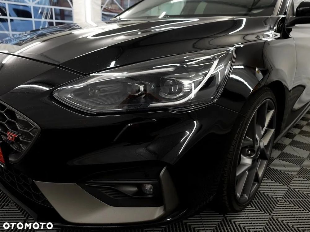 Ford Focus 2.0 EcoBlue ST - 31