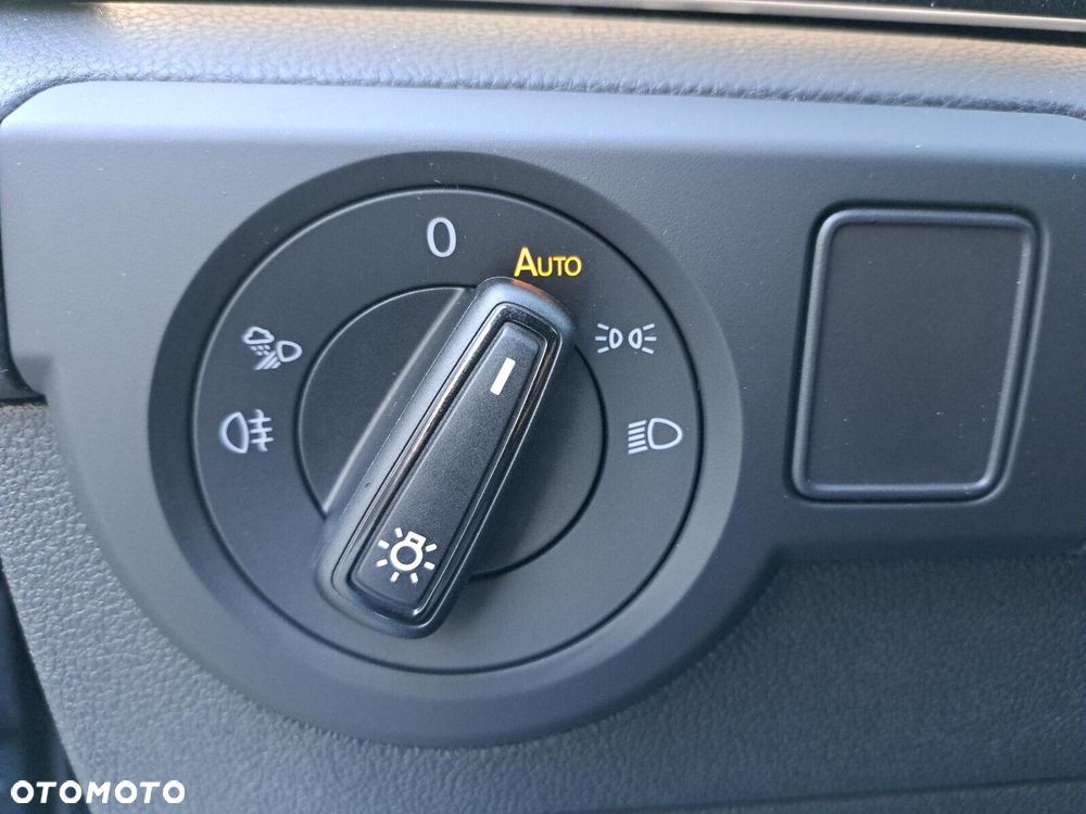 Volkswagen T-Cross - 29